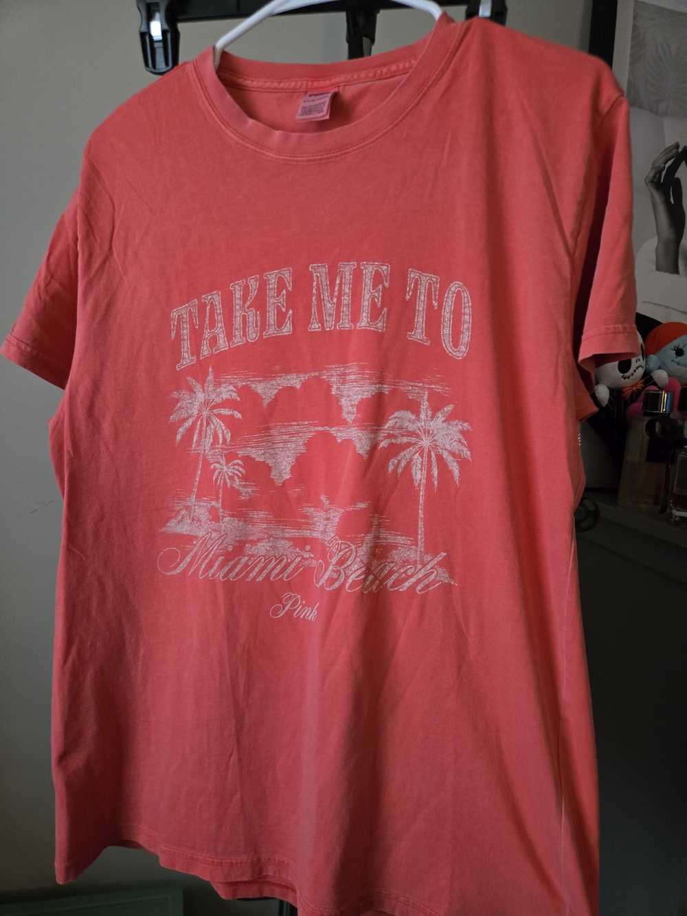 PINK Victoria's Secret Coral 'Take Me to Miami Beach' Graphic Tee
